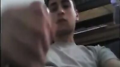 Wanking off is fun! Amateur Cum Shots Web-Cam: Hot and Steamy Gay Porn Action!