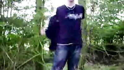 Outdoor Jerking Off: Cumming Uncovered!