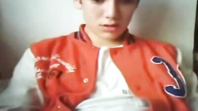 Young Webcam Cutie - Exploring His Body with Bliss!