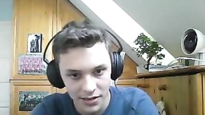 Gay Porn Twink Webcam Cumshots - Live Headphone Amateur Handjob