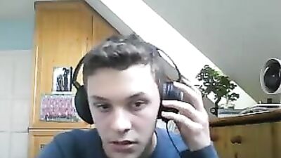 Gay Porn Twink Webcam Cumshots - Live Headphone Amateur Handjob