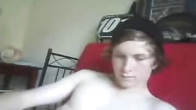 Gay Porn - Amateur Cum Shots Handjob -Wanking in his Moms Living Room-