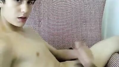 Webcamming Amateur Cumshots - Great Beautys Handjob Delights!