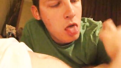 Gay Porn: Amature Cum Shots Handjob Stright Boy