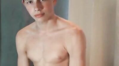 Cumming with Cute Wilson - Amateur Handjobs & Cumshots