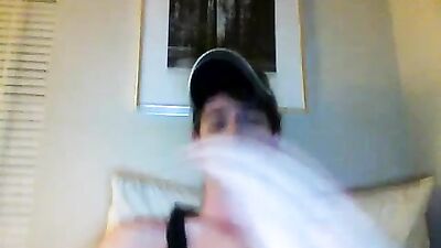 Young Twink Explodes with Big Load: Amateur Cum Shots and Huge Cocks!