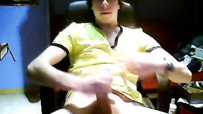 Twink Yellow Shirt Boy Wank - Explore Hot Gay Porn Scenes with Twinks and Young Boys!