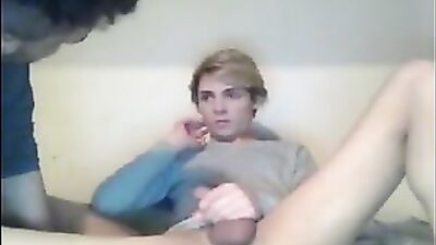 Gay Porn Bliss! - Cute and Amateur Gay Boys Taking Dads Camera