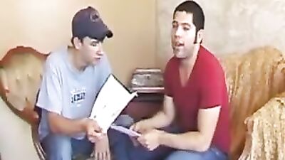 Gay boys cant do it without the kiss - Bareback Action