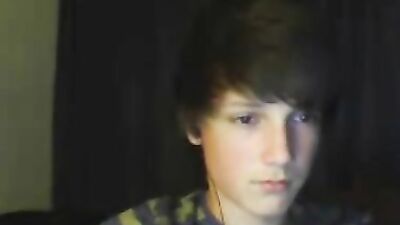 Hottie with 19cm Dutch Boy: Hardcore Wanks and Masturbation!