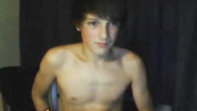 Hottie with 19cm Dutch Boy: Hardcore Wanks and Masturbation!