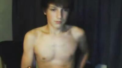 Hottie with 19cm Dutch Boy: Hardcore Wanks and Masturbation!