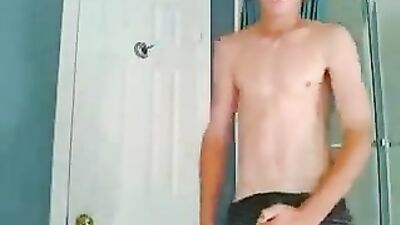 Straight Guys Jerking Off: Gay Porn Web-Cam Amature Cum Shots!