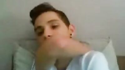 Young Goatee Guy Cums Again - Amateur Handjobs and Shots!