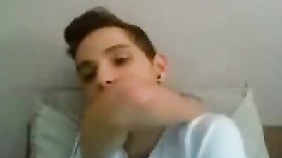 Young Goatee Guy Cums Again - Amateur Handjobs and Shots!