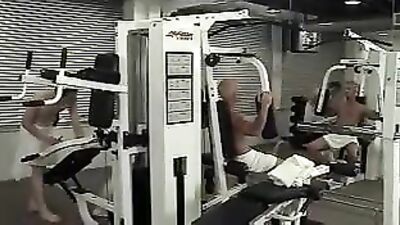 Gym Rats Pumped Up Bareback Group Sex Twinks - The Ultimate Gay Porn Experience!