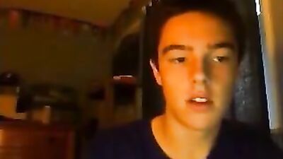 Young Cum-a-Holic on Webcam: The Ultimate Gay Porn Experience!