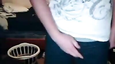 Masturbates for boyfriend: Amateur Cum Shots Handjob