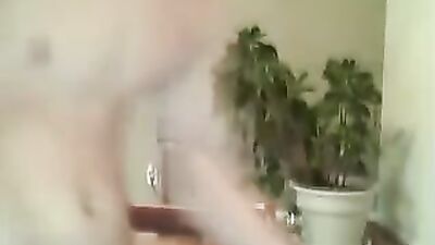 Handful of Cum - Amateur Handjobs