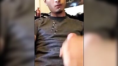 Massive Load on Gay Cam: Webcam Amateur Cum Shots Delight - A Gay Porn Video