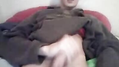 Young Cypriot Handjobs - Amateur Cum Shots