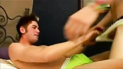 Gay Amateur Play: Undies Exposure!