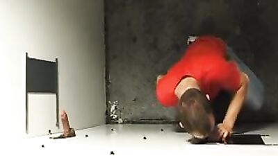 Gay Neighbors Gone Wild - Always Neighborly Espectaculares mamadas en una cabina