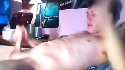 Lights On! Amateur Cum Shots & Handjobs - With the lamp on!