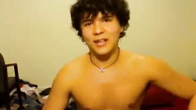 Smooth David vs. Goliath: There Can Be Only One!