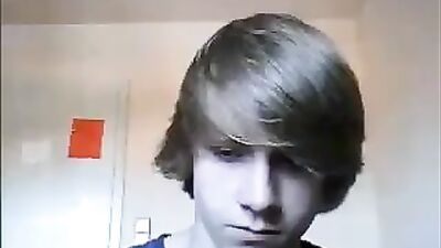 Sexy German Web-Cam Boy Cum Solo