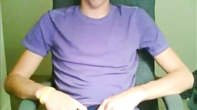 Young Handsome Amateur Cum Shots Solo - Horny Showoff!