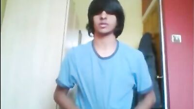 Indian Hottie Heats Up with Steamy Solo Cumshots - India Hot Steamy