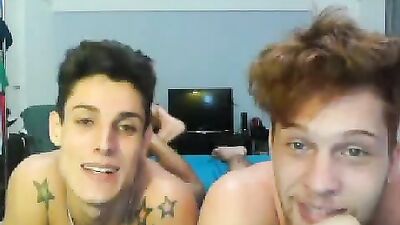 Two Hot Guys Get Raw on Cam - Amateur Bareback Big Cocks