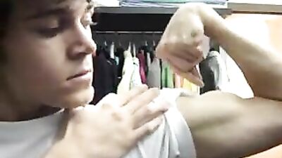 Must-See Muscle Teen Flexing: Cum Again and Again!