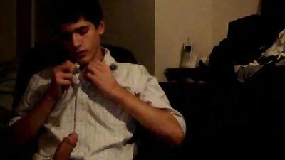 Young & Wild Webcam Show - Hookup with Hot Dudes!