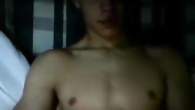 Young & Hung - Twink Cum Show