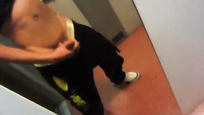 Cum Dump in Elevator: Public Amateur Outside Cum Shots