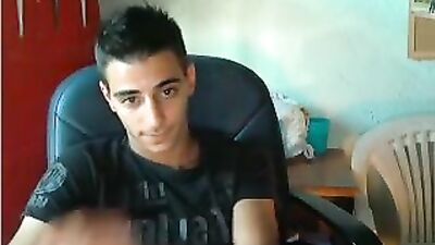 Gay Porn Heaven: Amateur Ass Play & Handjobs!