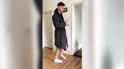 Oops bro, I accidentally dropped my pen! ????