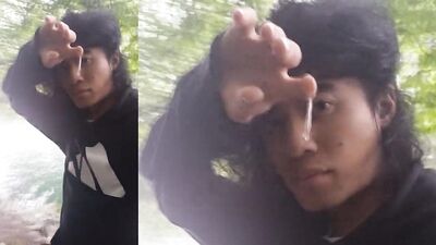 Cumplay play with long thick string of cum stuck on hand after orgasm with sex twink moaning outdoor