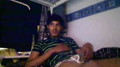 Indian Boy Active Come-hither: Exploring the Raw Passion of Gay Porn!