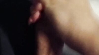 I came all over my desk and i shot a big load