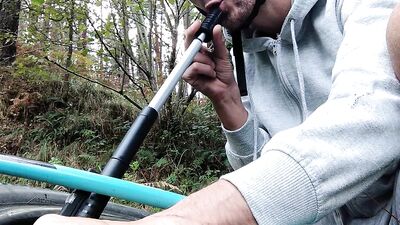 My Bicycle Wheel Punctured and I Ended up Giving the Inflator a Great Blowjob! Stranger Saw Me