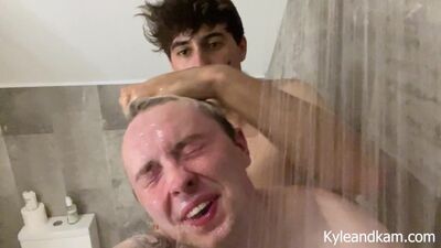 kyle and kam fuck in the shower