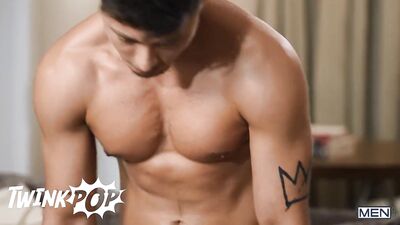 TWINKPOP - Jock Angel Rivera Fucks The Bottom's Mouth Joey Mills Before He Takes His Big Cock Deep