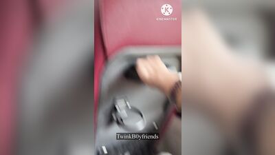 JINAKOL SA BUS AT NILUNOK ANG TAMOD (I SUCKED HIM IN THE BUS & HE CUMS IN MY MOUTH)