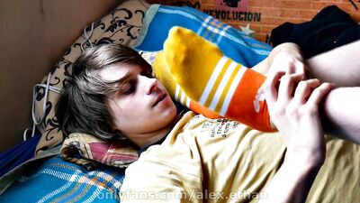 Close up look on worshipping each other feet