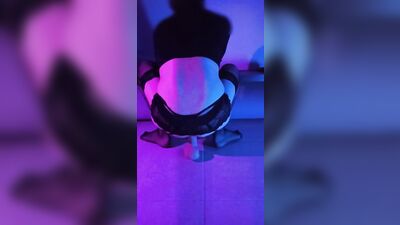 Twink rides double dildo