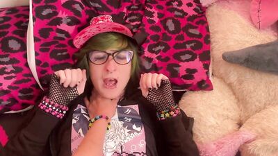 POV: fucking an emo femboy!!