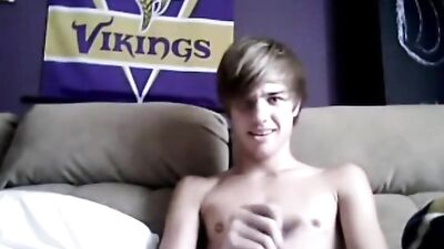 Blonde Vikings Fans Smooth Wank Cum Web-Cam Adventure